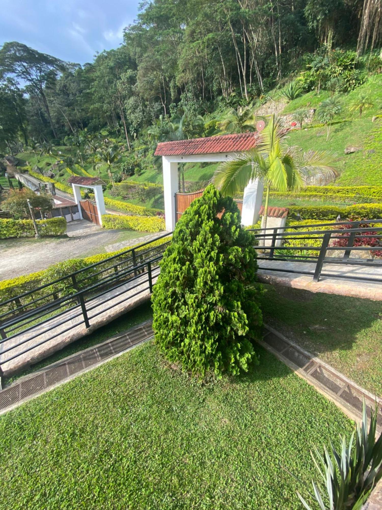 Отель Rancho Ecoturistico El Faro Ла-Меса Экстерьер фото